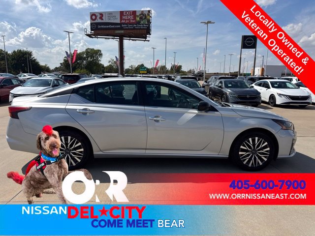 Used 2025 Nissan Altima 2.5 SV FWD image 6