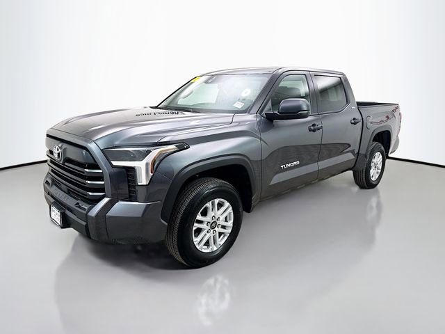 Used 2026 Toyota Tundra SR5 AWD/4WD image 3