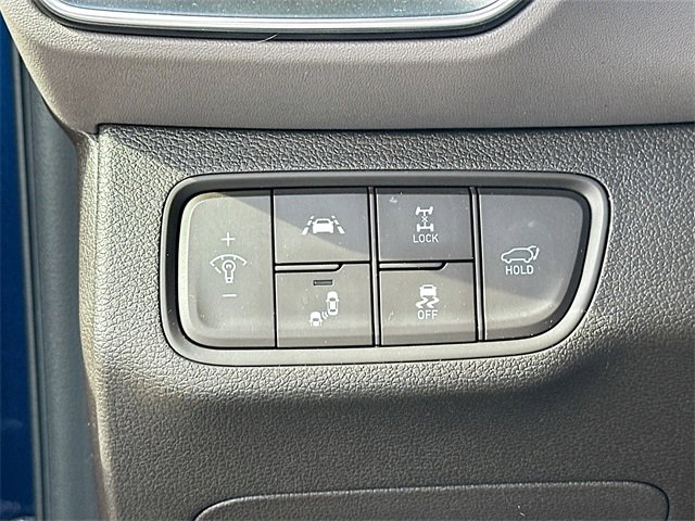 Used 2020 Hyundai Santa Fe Limited image 10