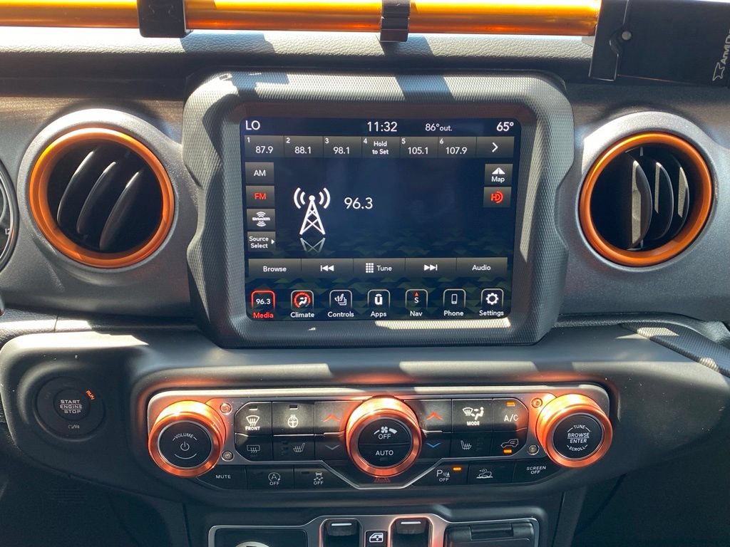 Used 2021 Jeep Gladiator Mojave AWD/4WD image 17