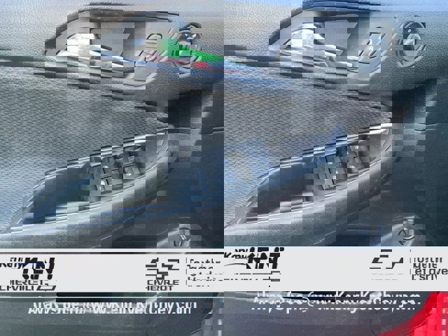 Used 2018 Chevrolet Cruze LS image 19