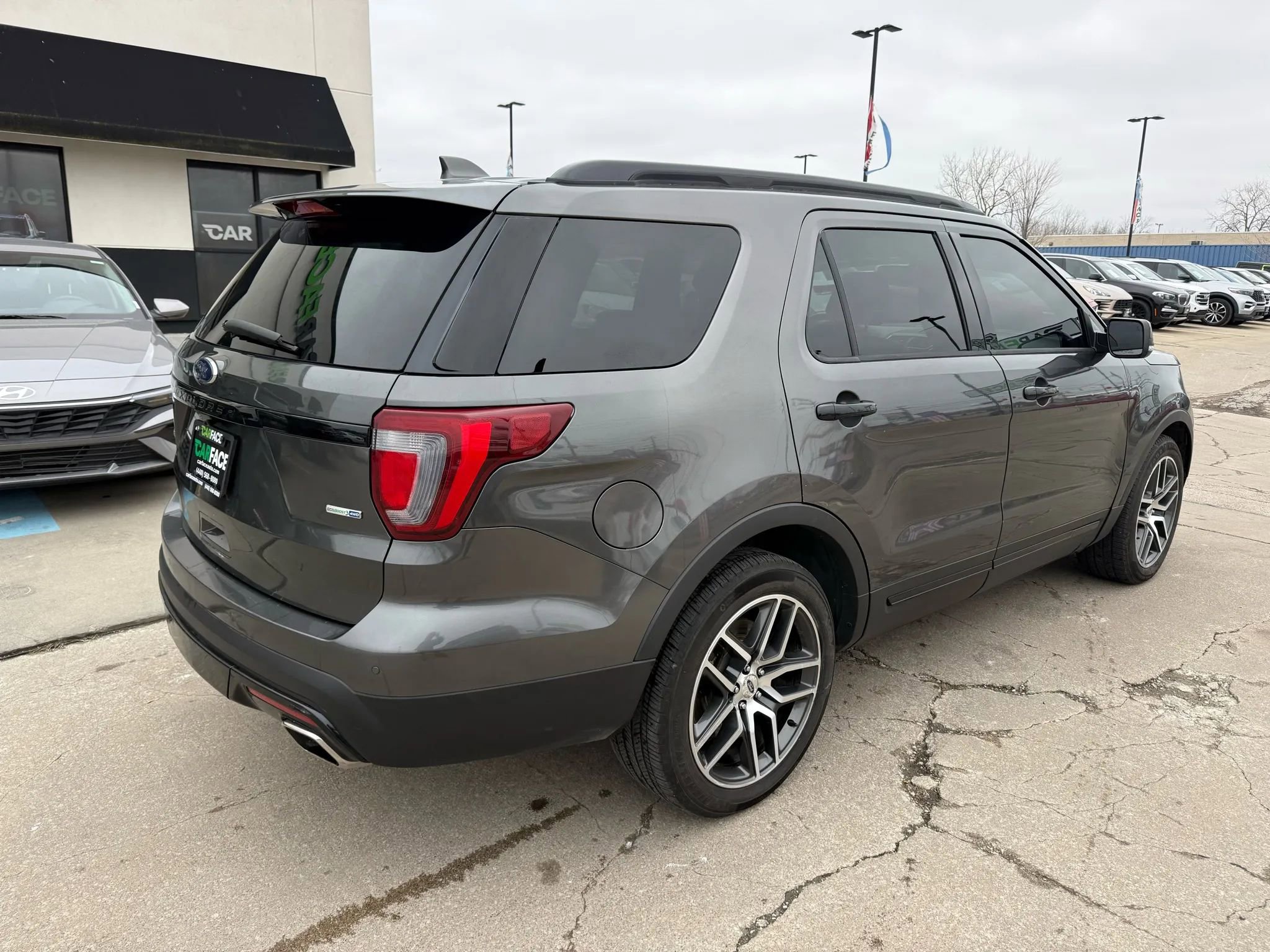 Used 2017 Ford Explorer Sport w/ Equipment Group 401A AWD/4WD image 15