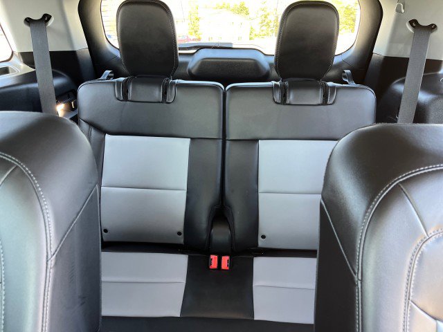 Used 2023 Ford Explorer XLT w/ Equipment Group 202A image 26