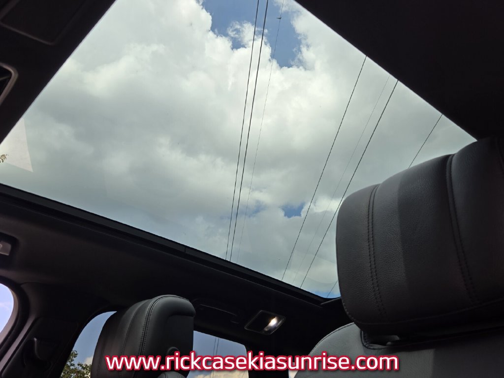 Used 2021 Land Rover Range Rover Sport SE AWD/4WD image 21