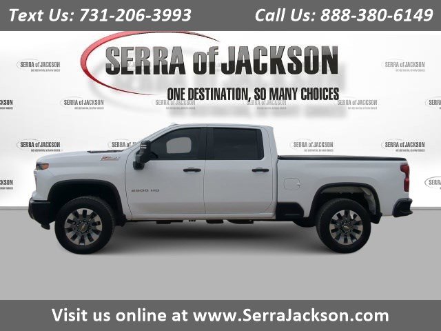 Used 2025 Chevrolet Silverado 2500 Custom w/ Custom Value Package image 1