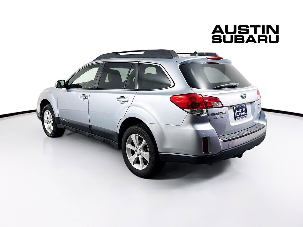 Used 2014 Subaru Outback 3.6R Limited w/ Moonroof Package image 5