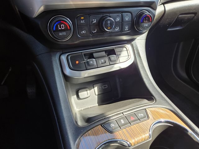 Used 2021 GMC Acadia SLE w/ LPO, Floor Liner Package FWD image 20