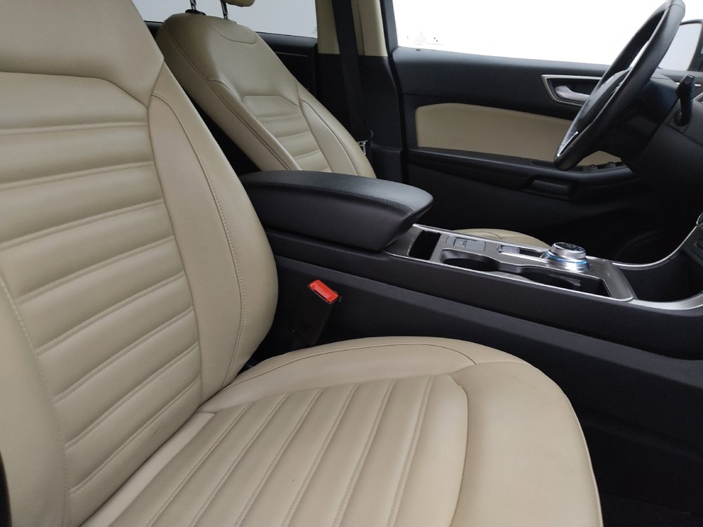 Used 2023 Ford Edge SEL image 21