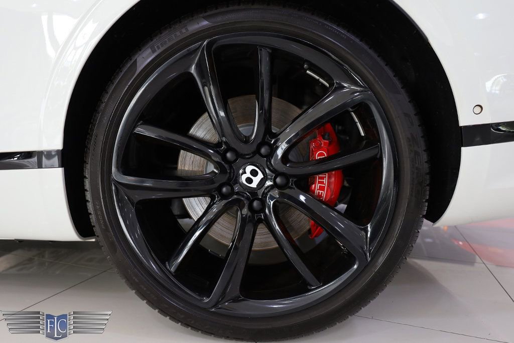 Used 2022 Bentley Continental GT V8 image 40