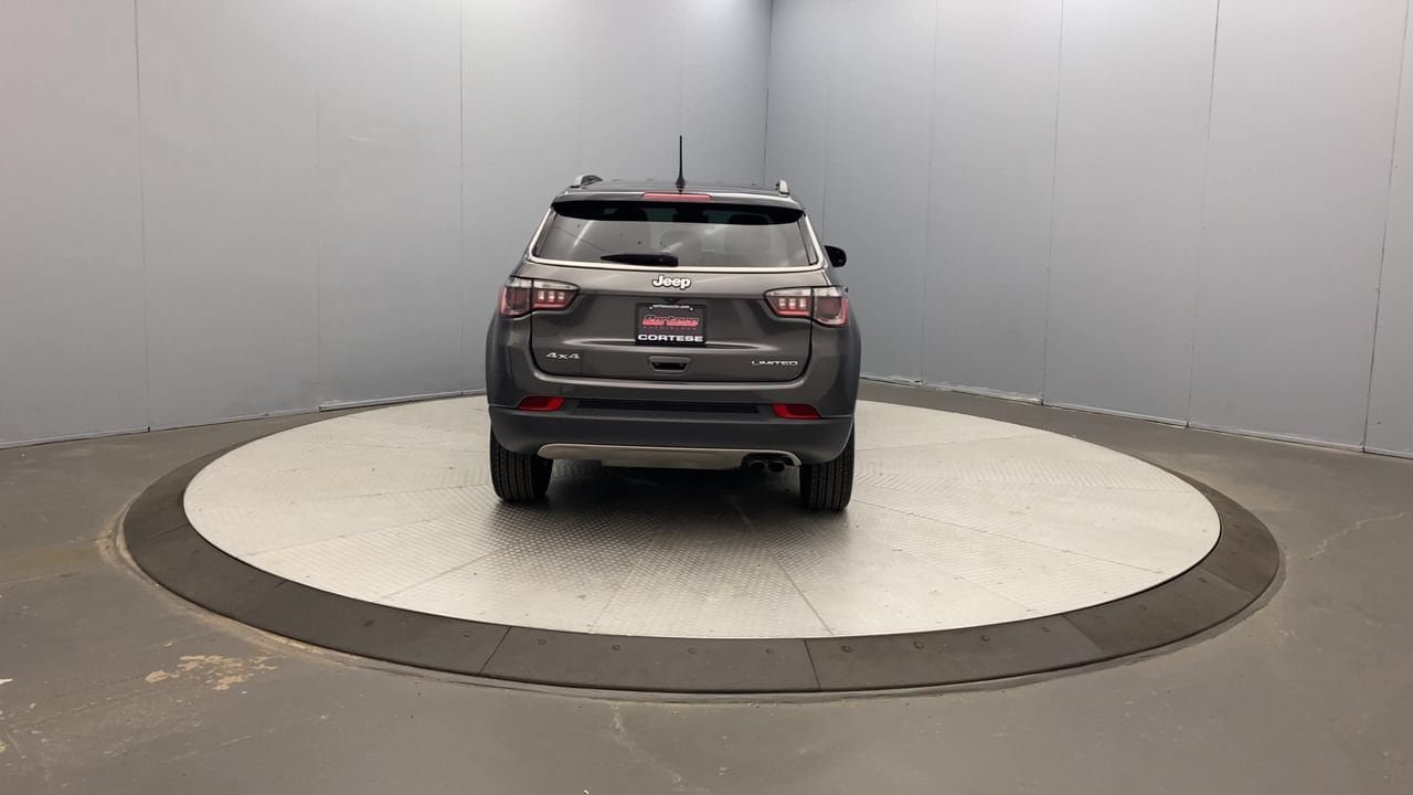Used 2022 Jeep Compass Limited AWD/4WD image 4