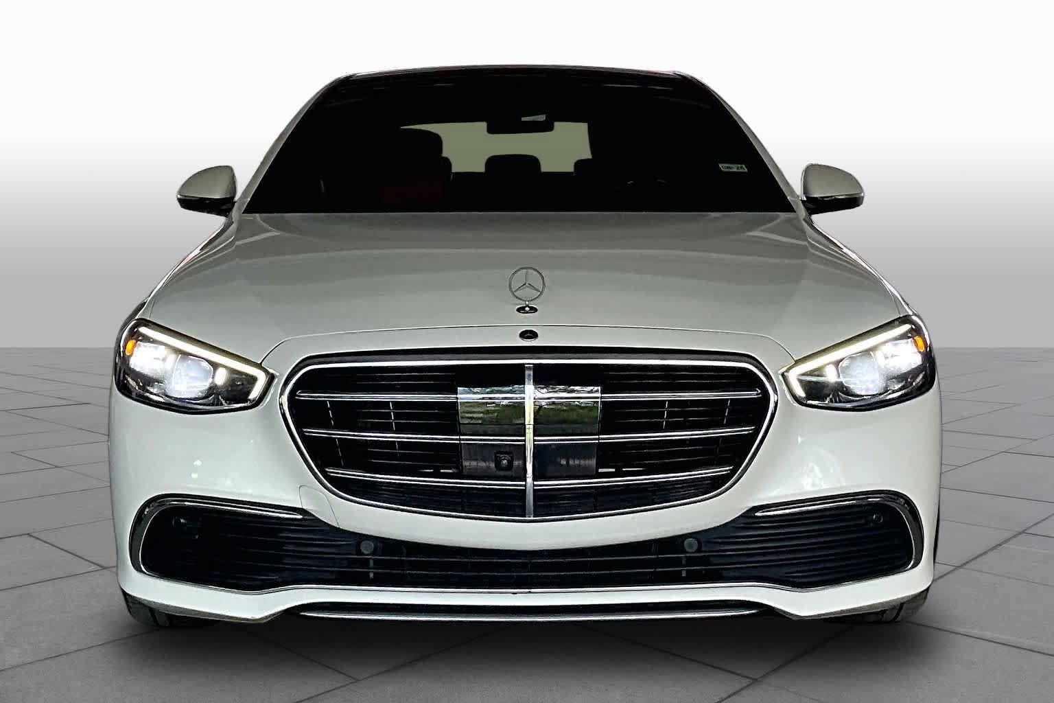 Used 2021 Mercedes-Benz S 580 4MATIC Sedan image 3