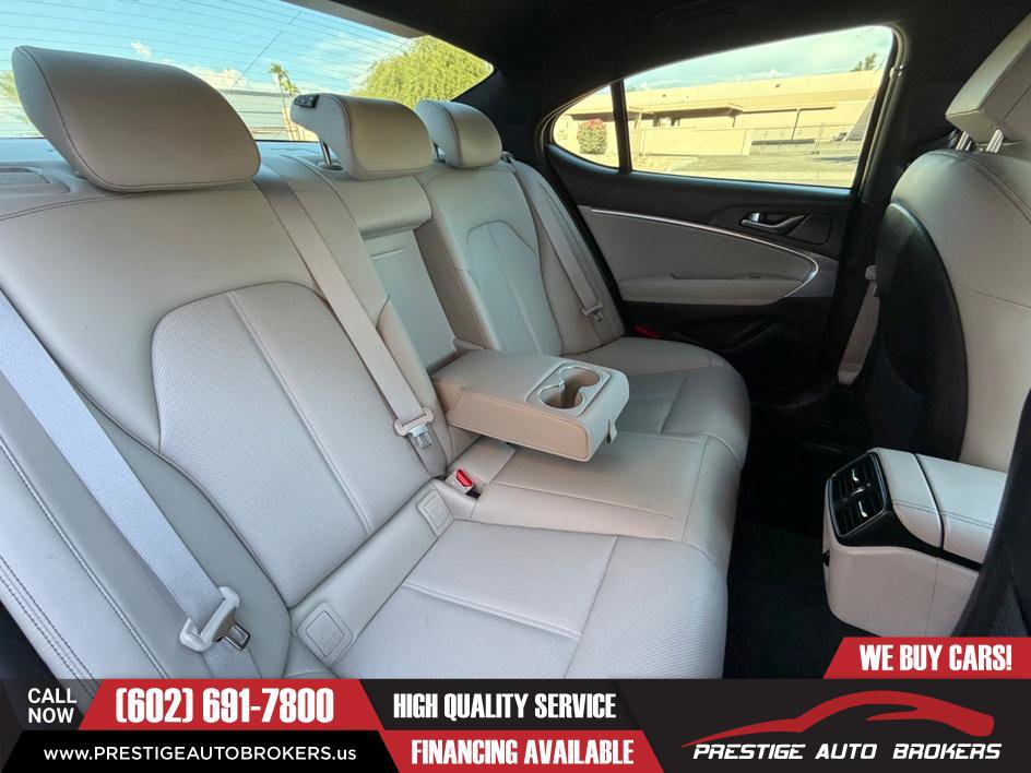 Used 2022 Genesis G70 2.0T RWD image 47