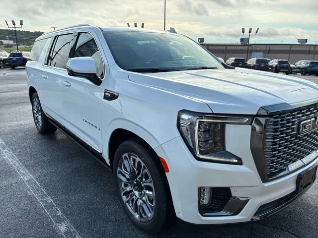 Used 2024 GMC Yukon XL Denali Ultimate AWD/4WD video 1