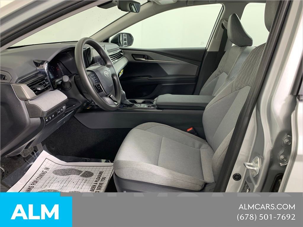 Used 2026 Toyota Camry LE w/ Convenience Package image 11
