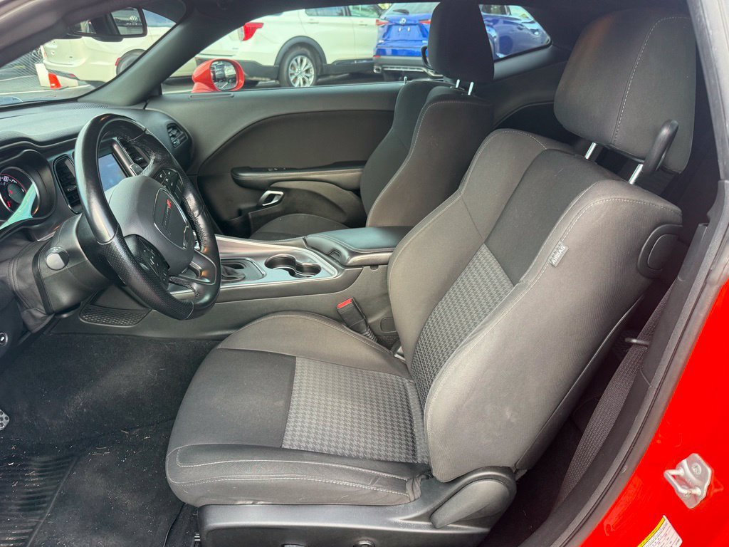 Used 2020 Dodge Challenger R/T w/ Driver Convenience Group RWD image 14
