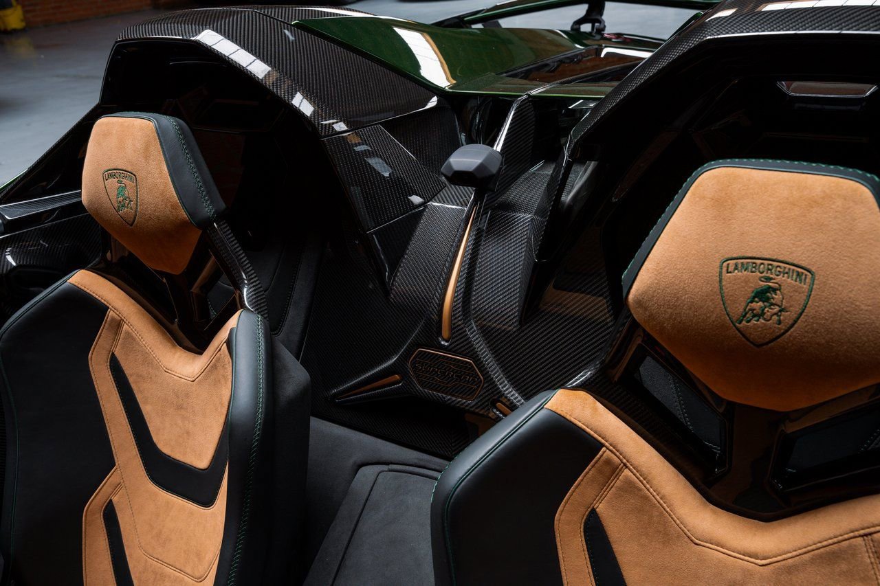 Used 2021 Lamborghini Sian Roadster AWD/4WD image 56