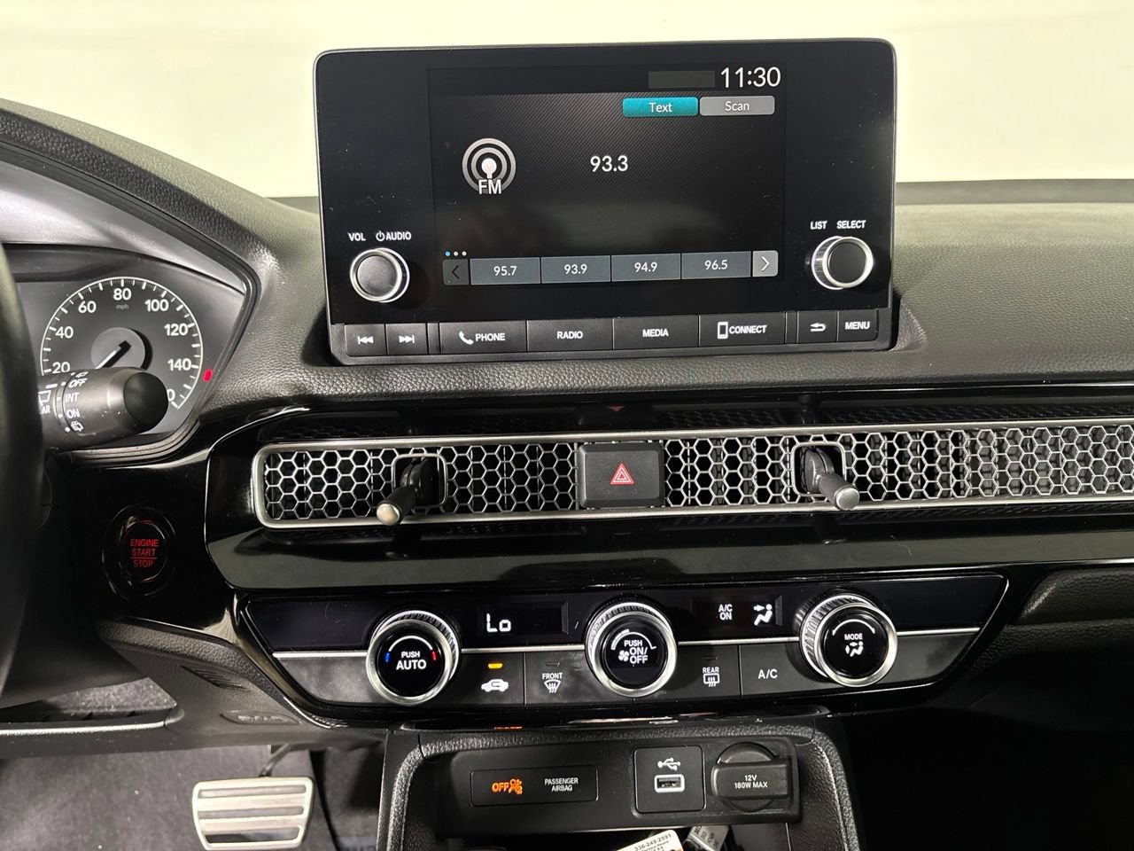 Used 2023 Honda Civic Sport image 15