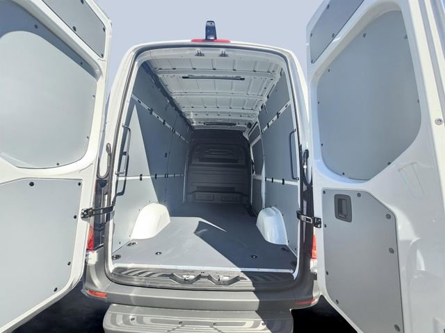 New 2026 Mercedes-Benz Sprinter 144 Cargo image 27