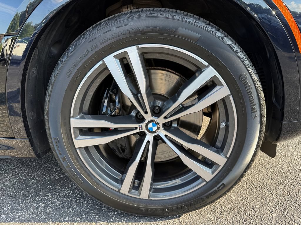 Used 2025 BMW X7 xDrive40i w/ M Sport Package AWD/4WD image 18