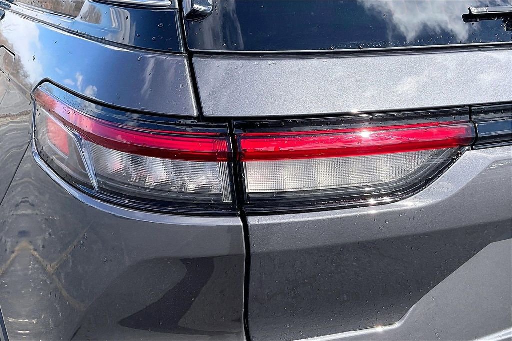 Used 2024 Jeep Grand Cherokee Limited image 26