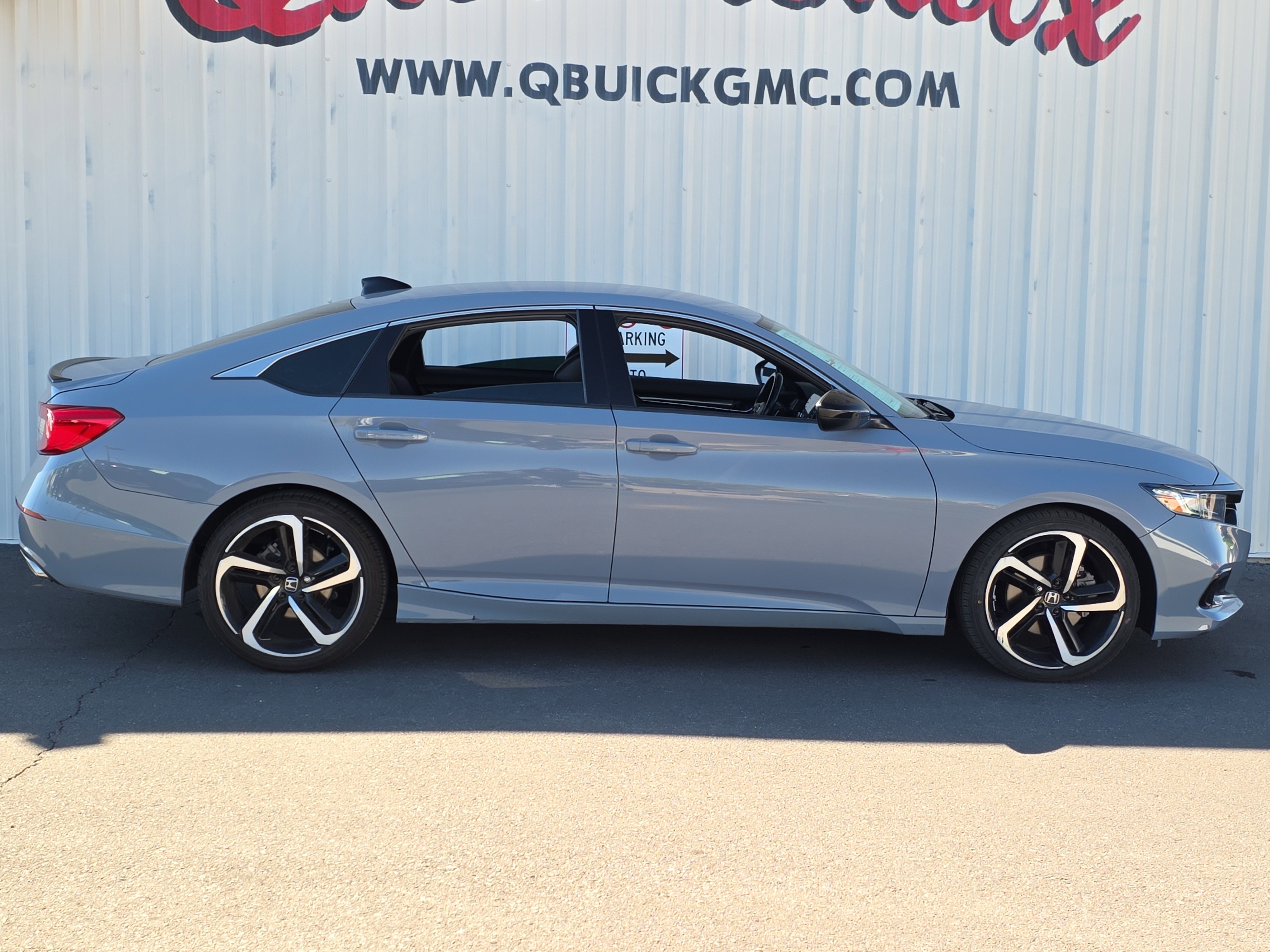 Used 2022 Honda Accord Sport image 8