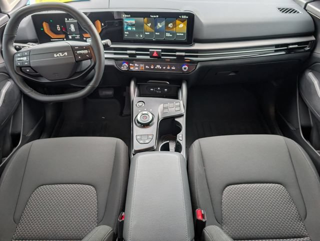 Used 2026 Kia Sportage LX FWD image 5
