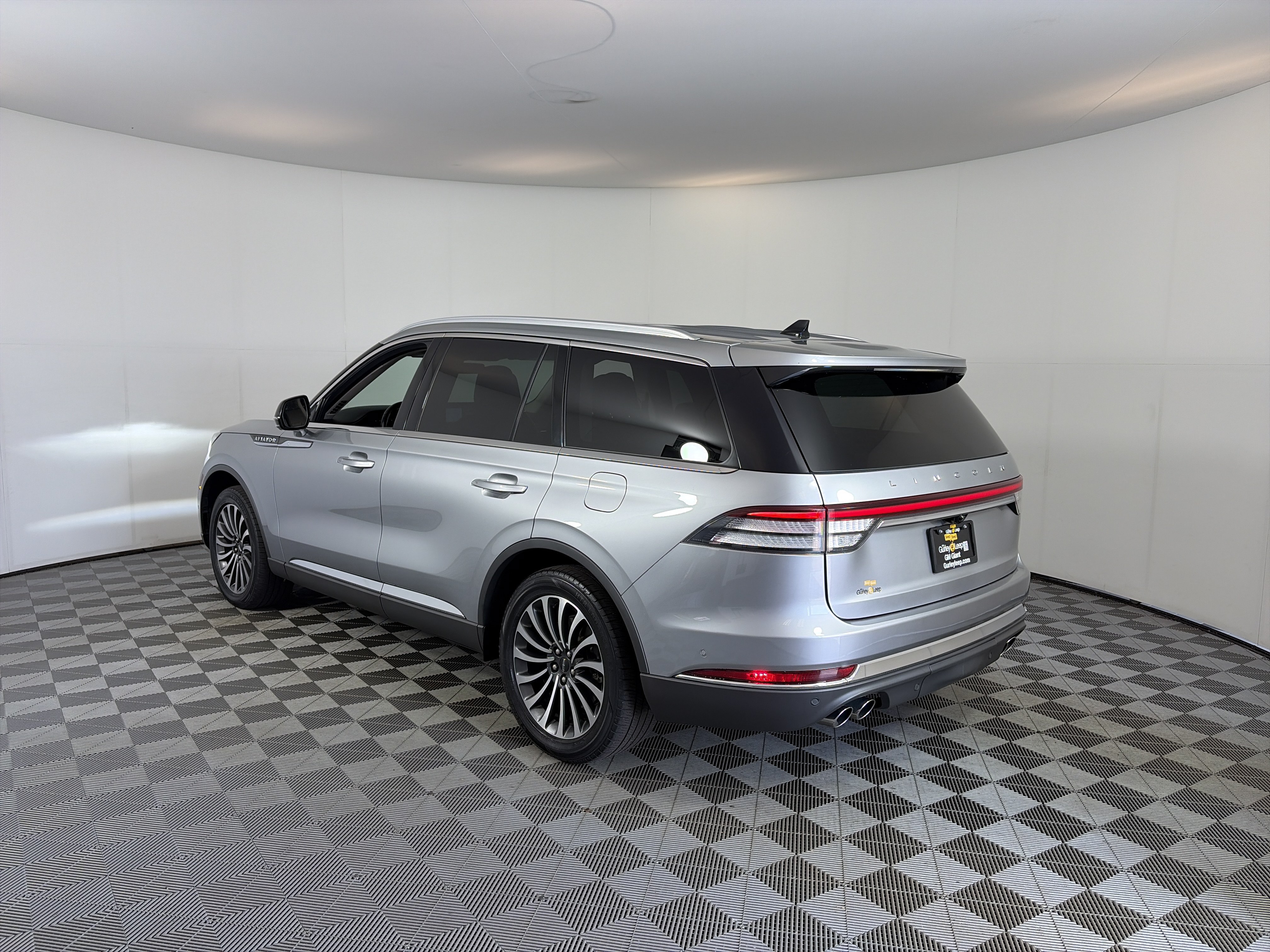 Used 2021 Lincoln Aviator Reserve w/ Equipment Group 201A AWD/4WD image 9