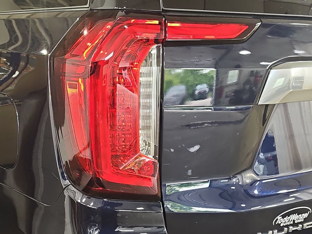 Certified 2024 GMC Yukon XL Denali w/ Advanced Technology Package AWD/4WD image 42