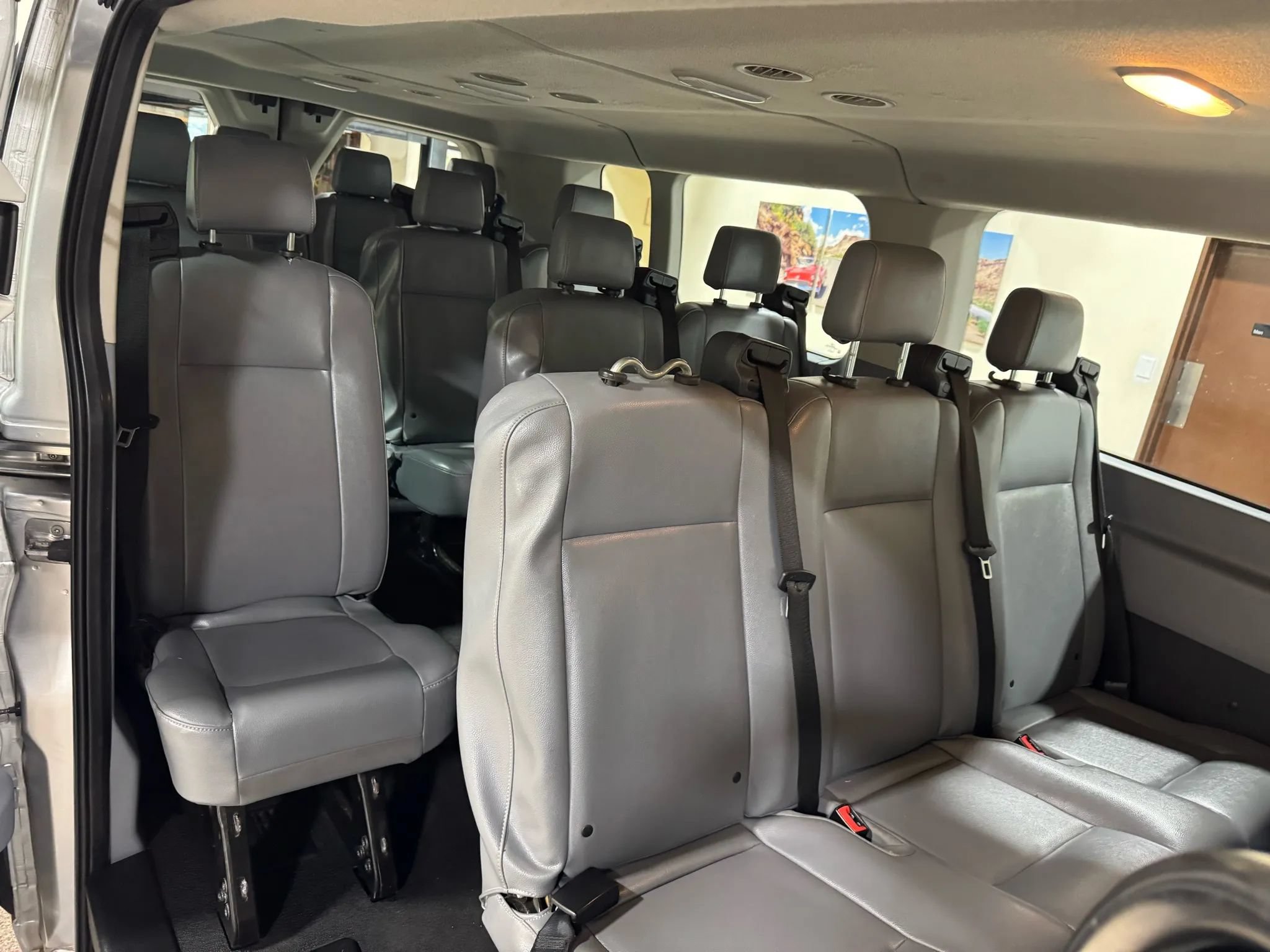 Used 2019 Ford Transit 350 XL RWD image 27