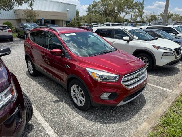 Used 2019 Ford Escape SEL FWD image 2