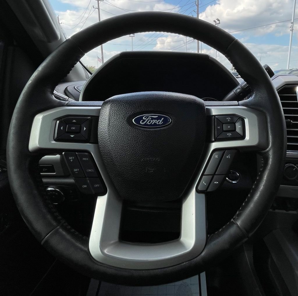 Used 2017 Ford F350 Lariat w/ Lariat Ultimate Package AWD/4WD image 19