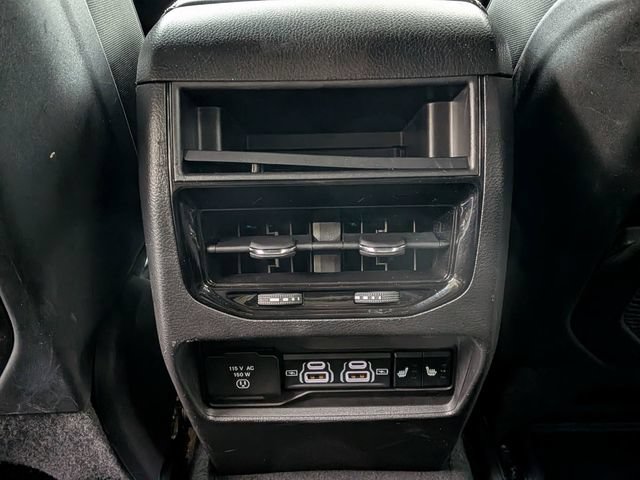 Used 2024 Jeep Grand Cherokee Limited AWD/4WD image 30