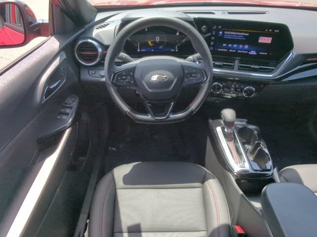 New 2026 Chevrolet Trax RS w/ Driver Confidence Package FWD image 7
