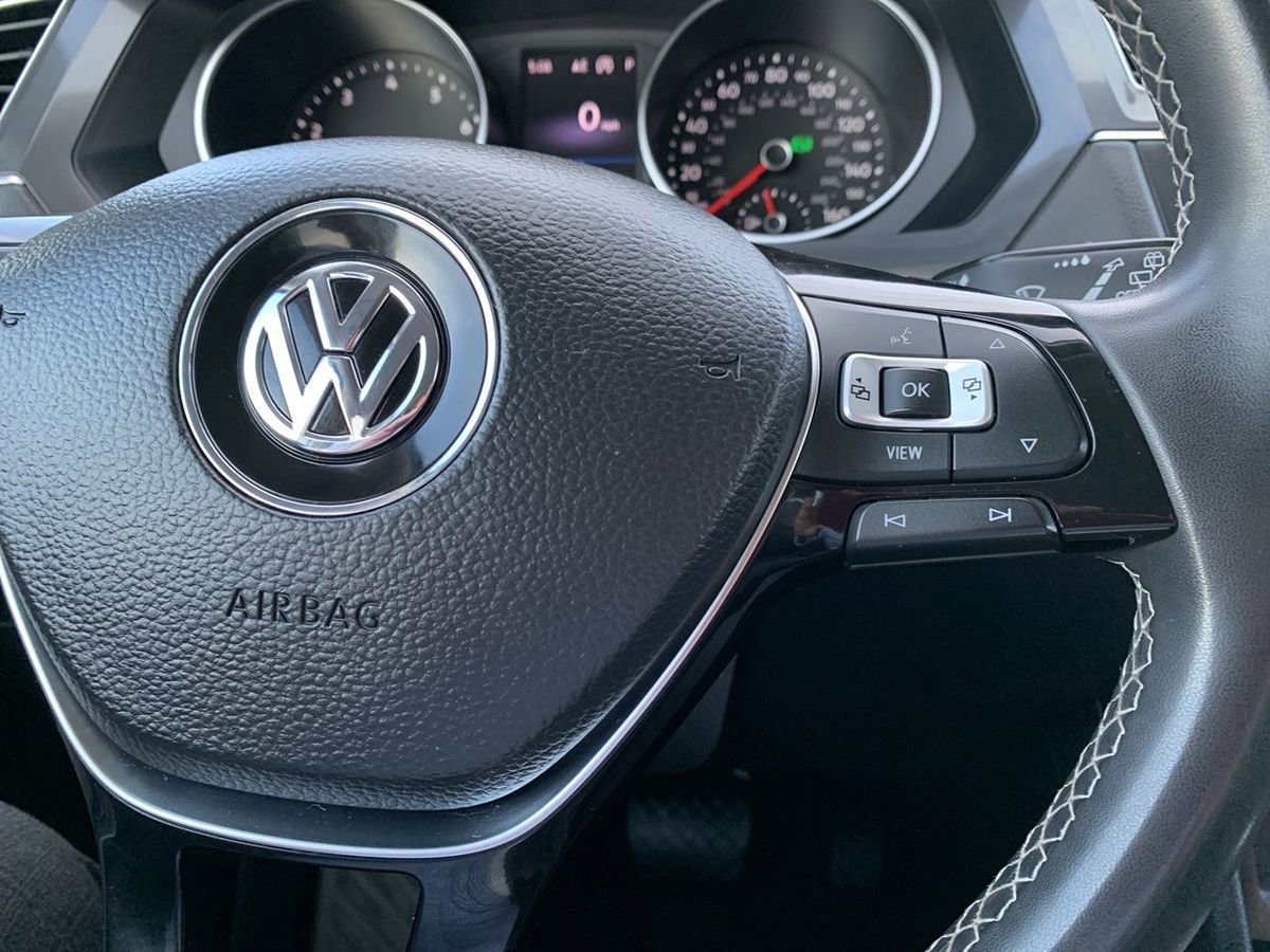 Used 2021 Volkswagen Tiguan SE AWD/4WD image 20