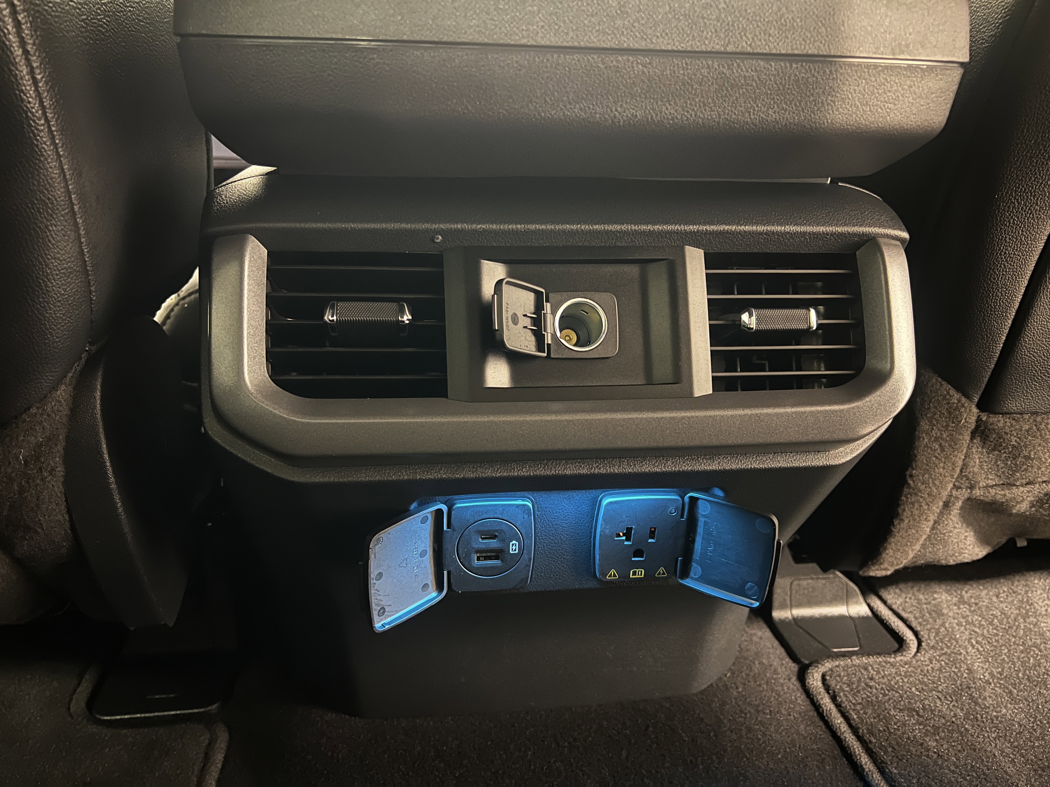 Used 2023 Ford F150 Lightning Lariat AWD/4WD image 22