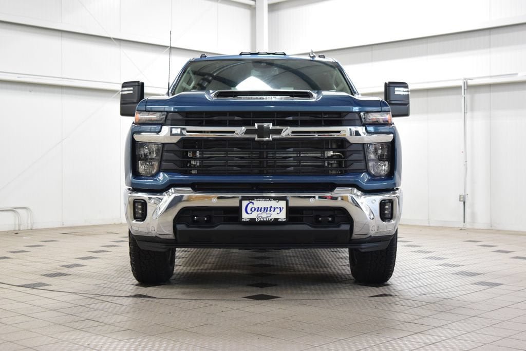 New 2026 Chevrolet Silverado 2500 LT w/ All Star Edition AWD/4WD image 2