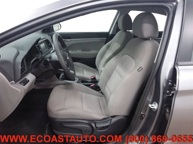 Used 2019 Hyundai Elantra SE FWD image 10
