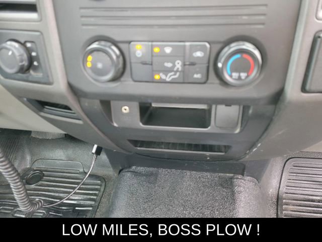 Used 2017 Ford F250 XL w/ Snow Plow Prep Package image 25