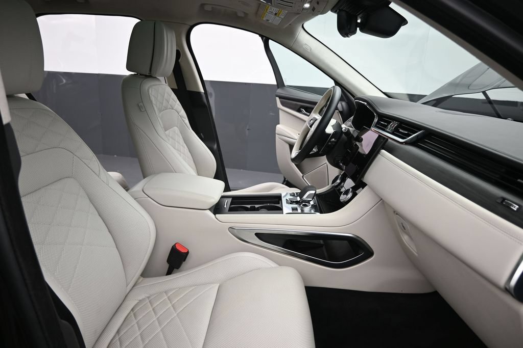 Certified 2023 Jaguar F-PACE S AWD/4WD image 5