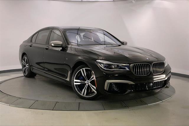 Used 2019 BMW M760i xDrive w/ Luxury Rear Seating Package image 33
