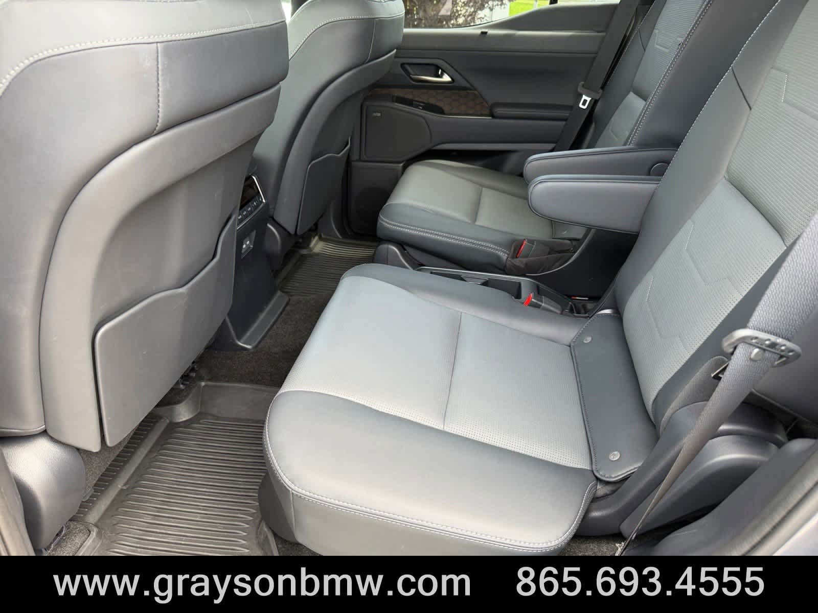 Used 2024 Lexus GX 550 w/ Accessory Package (2T) AWD/4WD image 15