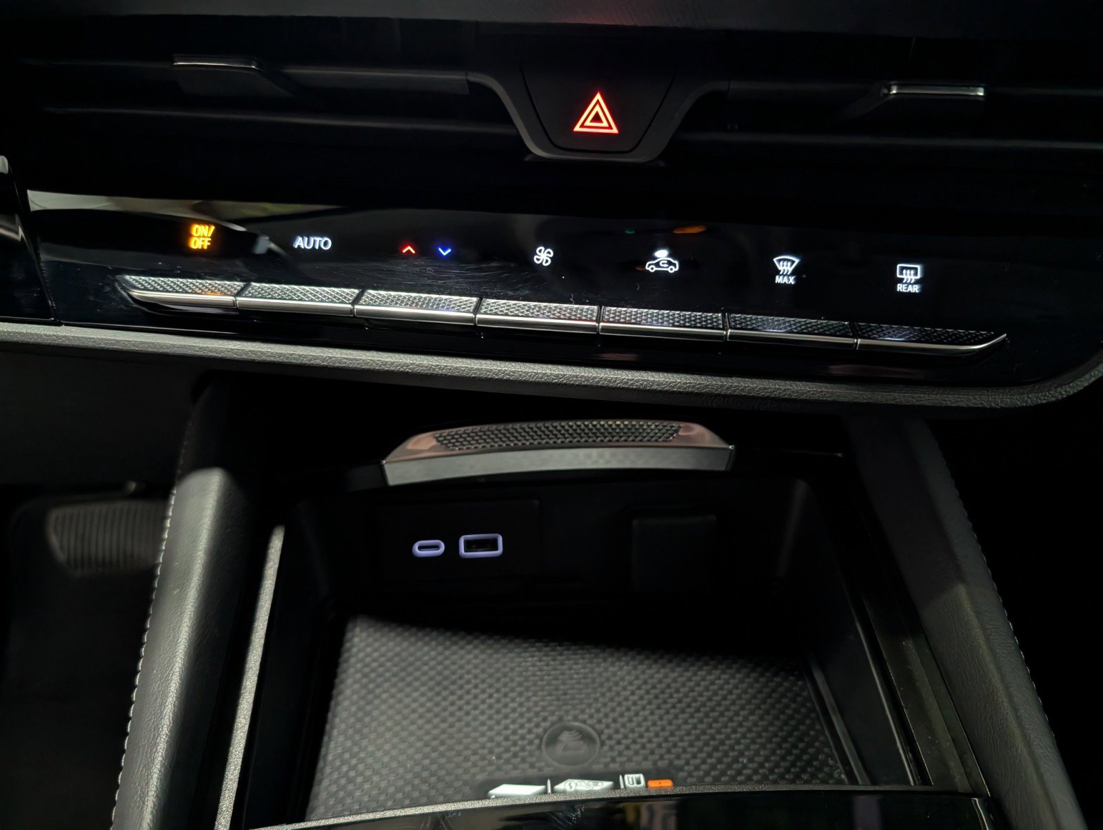 Used 2025 Buick Envision Preferred image 21