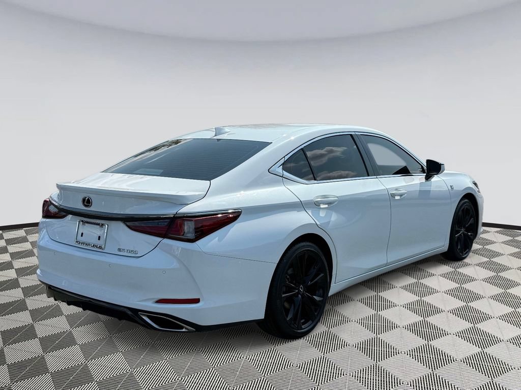 Used 2022 Lexus ES 350 F Sport FWD image 2