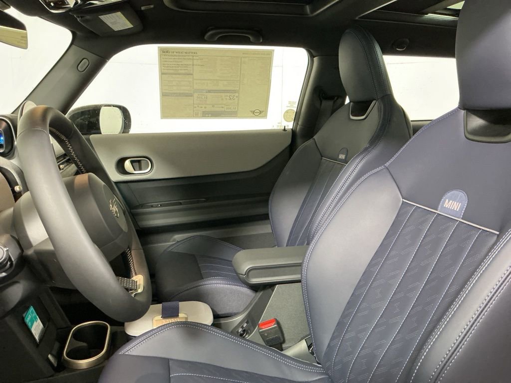 New 2026 MINI Cooper 2-Door Hardtop image 22