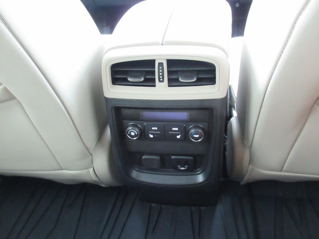Used 2018 Buick Envision Essence FWD image 20