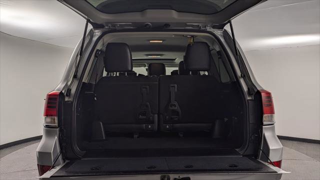 Used 2017 Toyota Land Cruiser AWD/4WD image 17