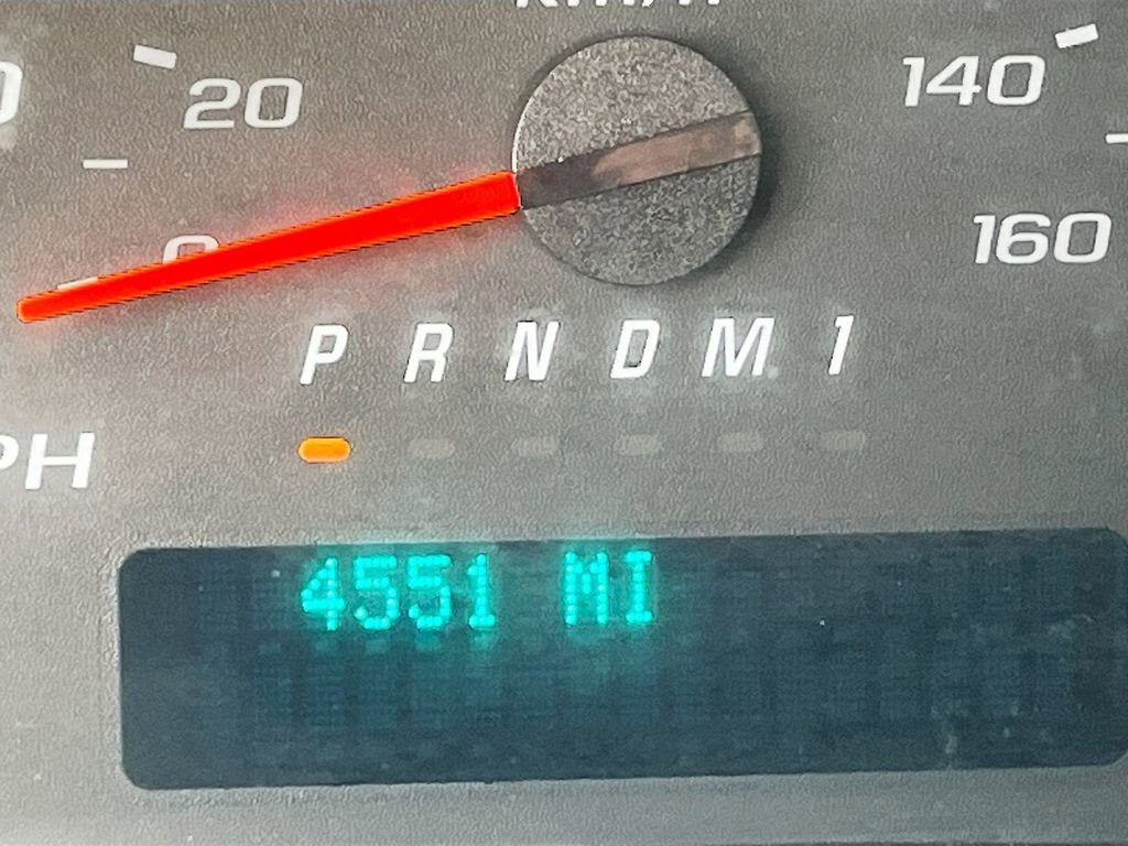 Used 2023 GMC Savana 3500 Extended w/ Driver Convenience Package image 12