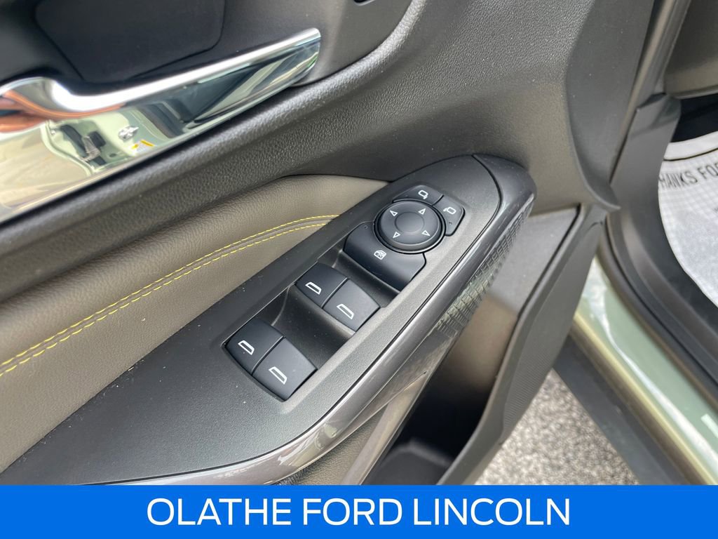 Used 2025 Chevrolet Trax ACTIV w/ Driver Confidence Package FWD image 19