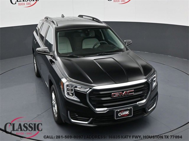 Used 2022 GMC Terrain SLE w/ Driver Convenience Package image 1