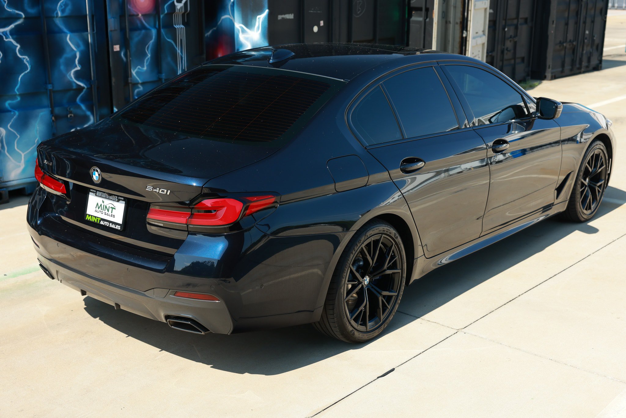 Used 2022 BMW 540i xDrive w/ Executive Package AWD/4WD image 15